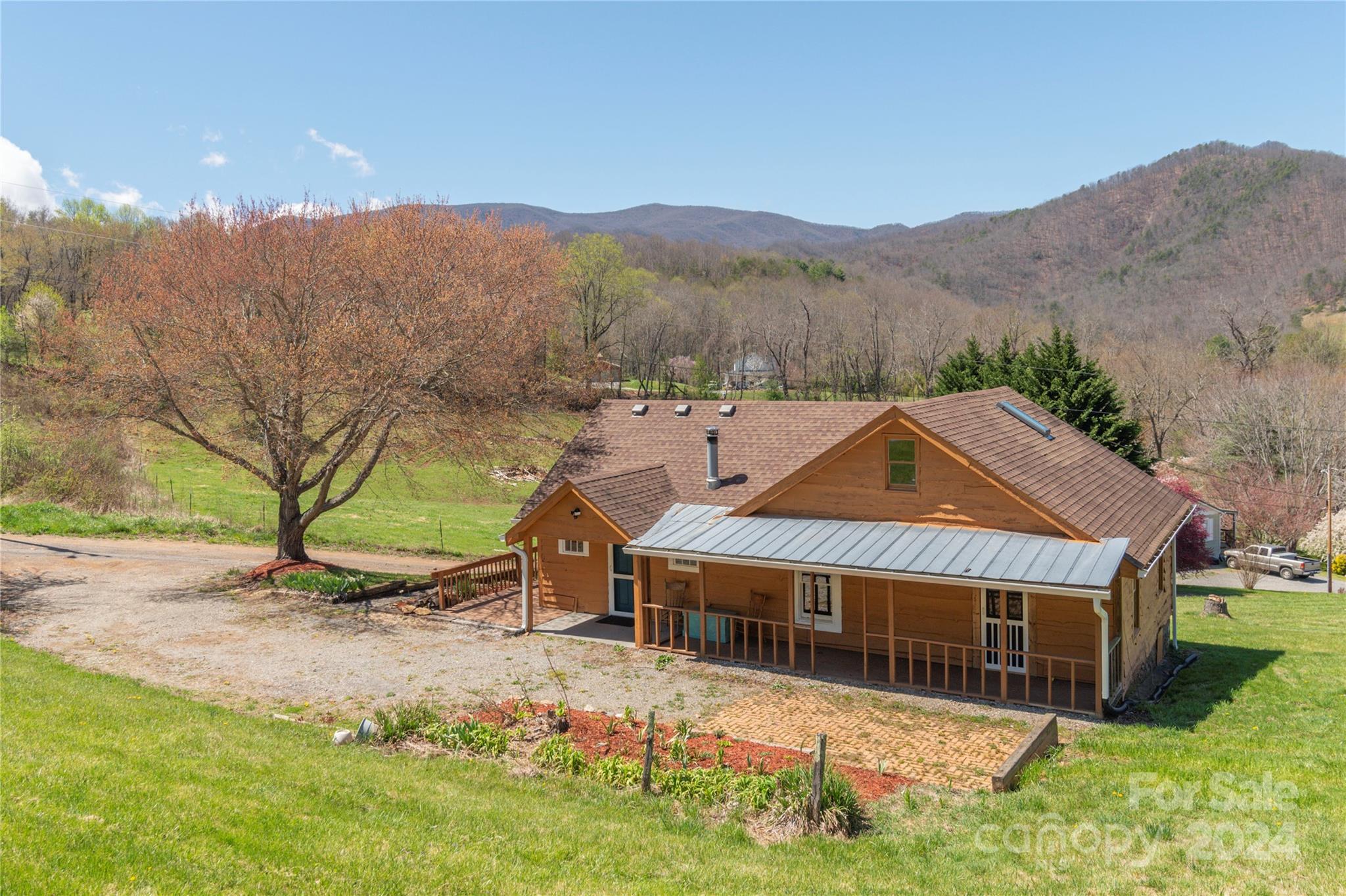 135 Plank Road Canton NC 28716
