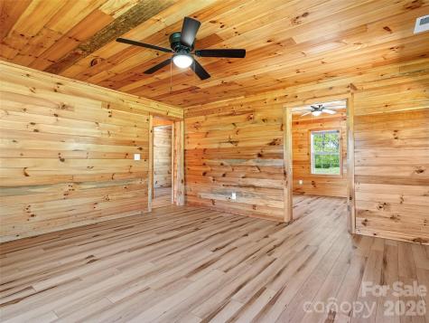 5881 Us 23 Highway Mars Hill NC 28754