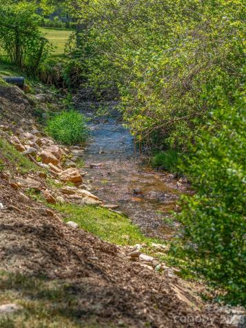 5881 Us 23 Highway Mars Hill NC 28754
