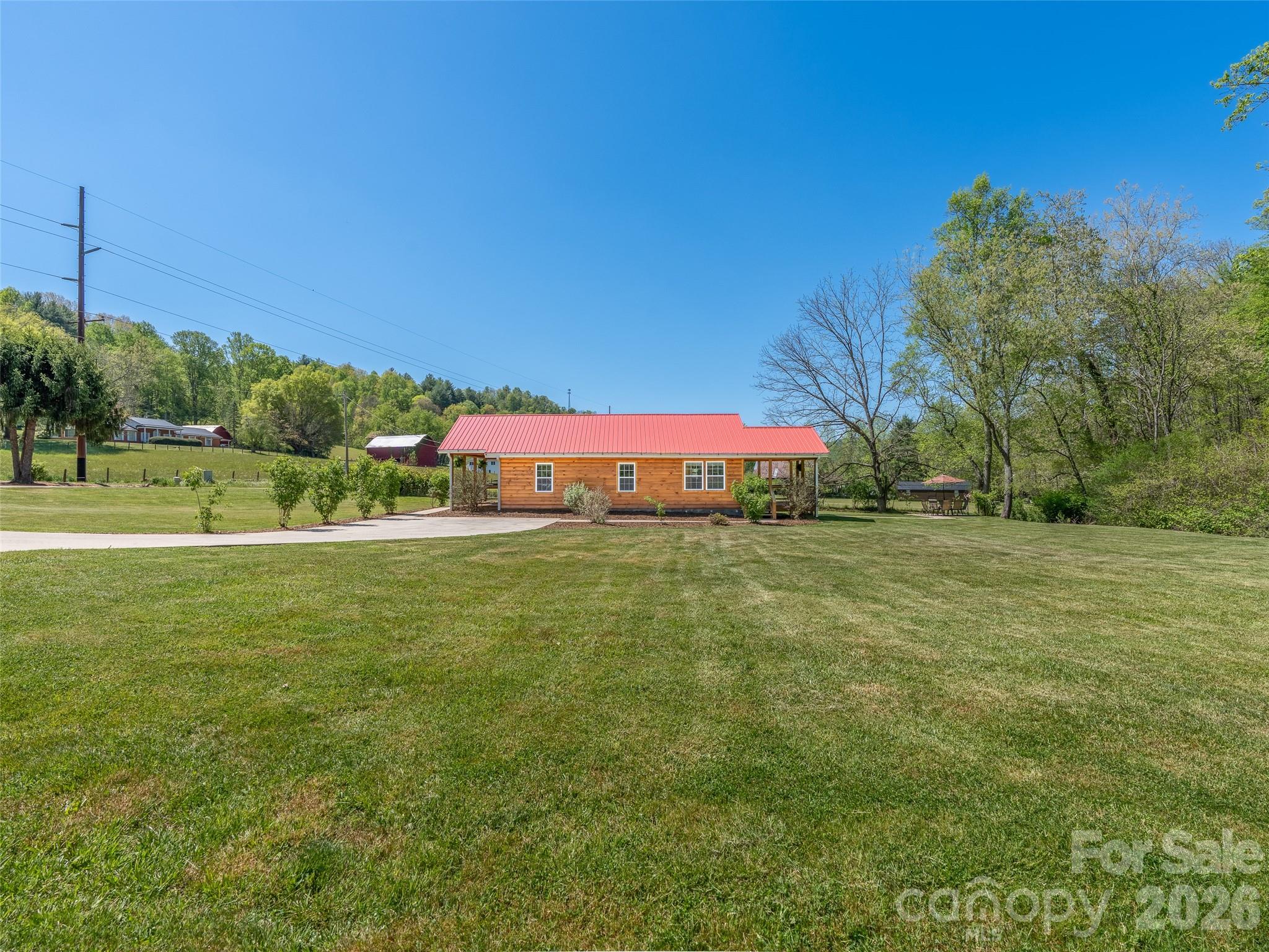 5881 Us 23 Highway Mars Hill NC 28754