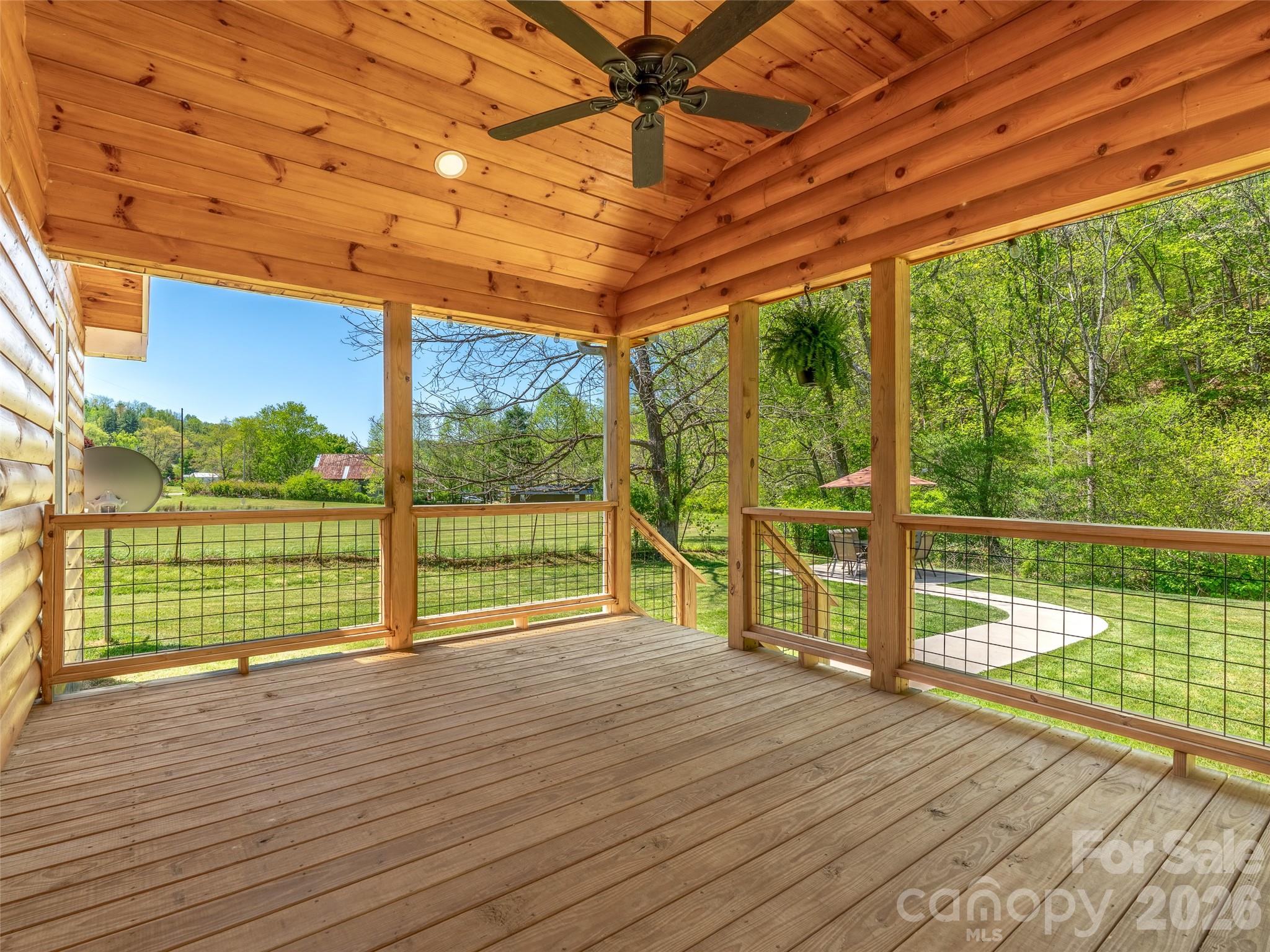 5881 Us 23 Highway Mars Hill NC 28754