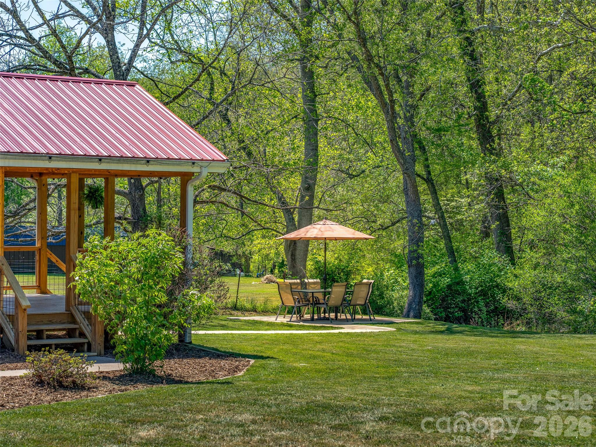 5881 Us 23 Highway Mars Hill NC 28754