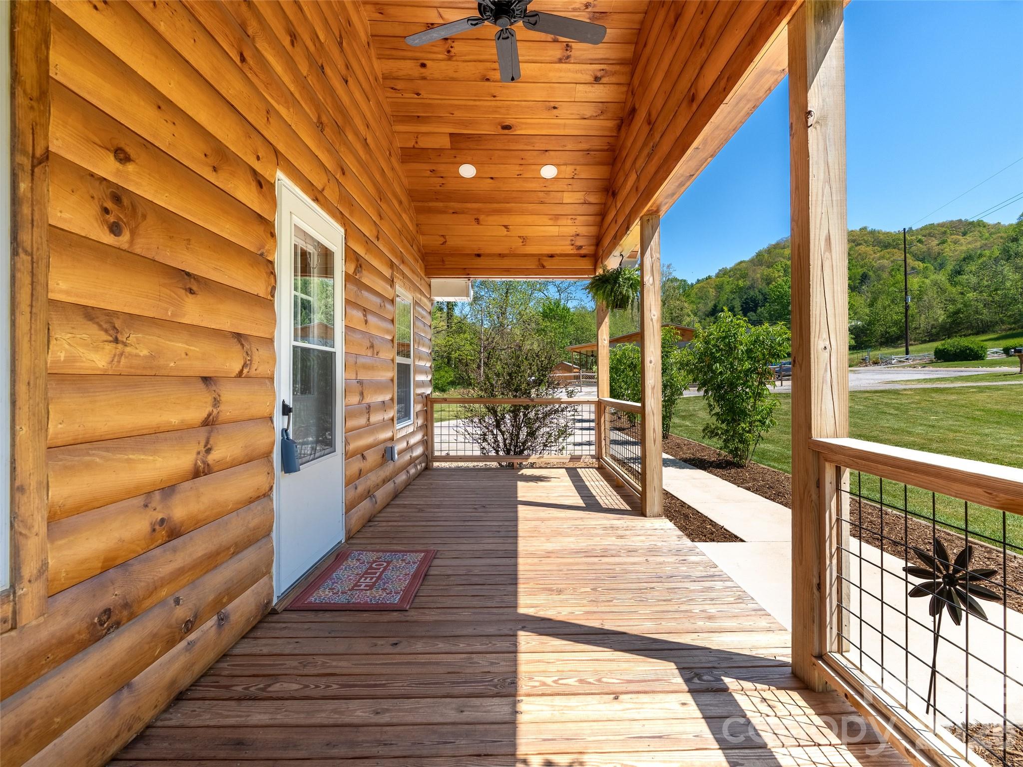 5881 Us 23 Highway Mars Hill NC 28754