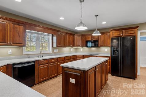 1381 Foster Payne Road Boomer NC 28606