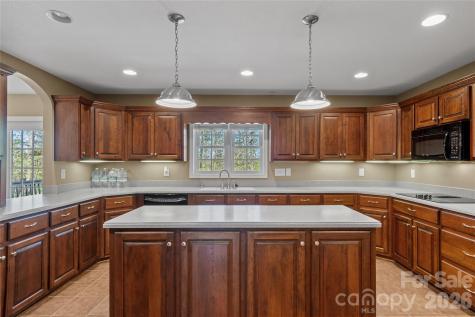 1381 Foster Payne Road Boomer NC 28606