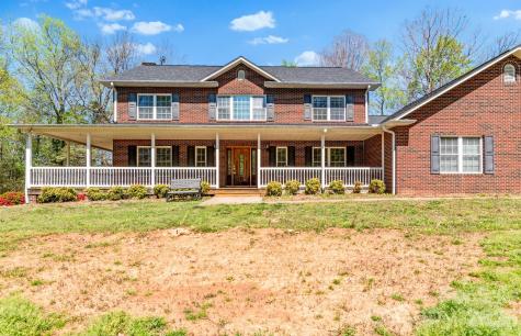 1381 Foster Payne Road Boomer NC 28606