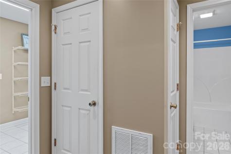 1381 Foster Payne Road Boomer NC 28606