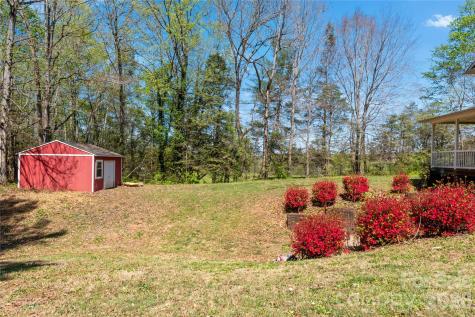 1381 Foster Payne Road Boomer NC 28606