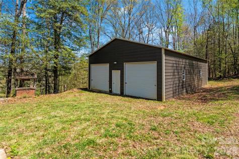 1381 Foster Payne Road Boomer NC 28606