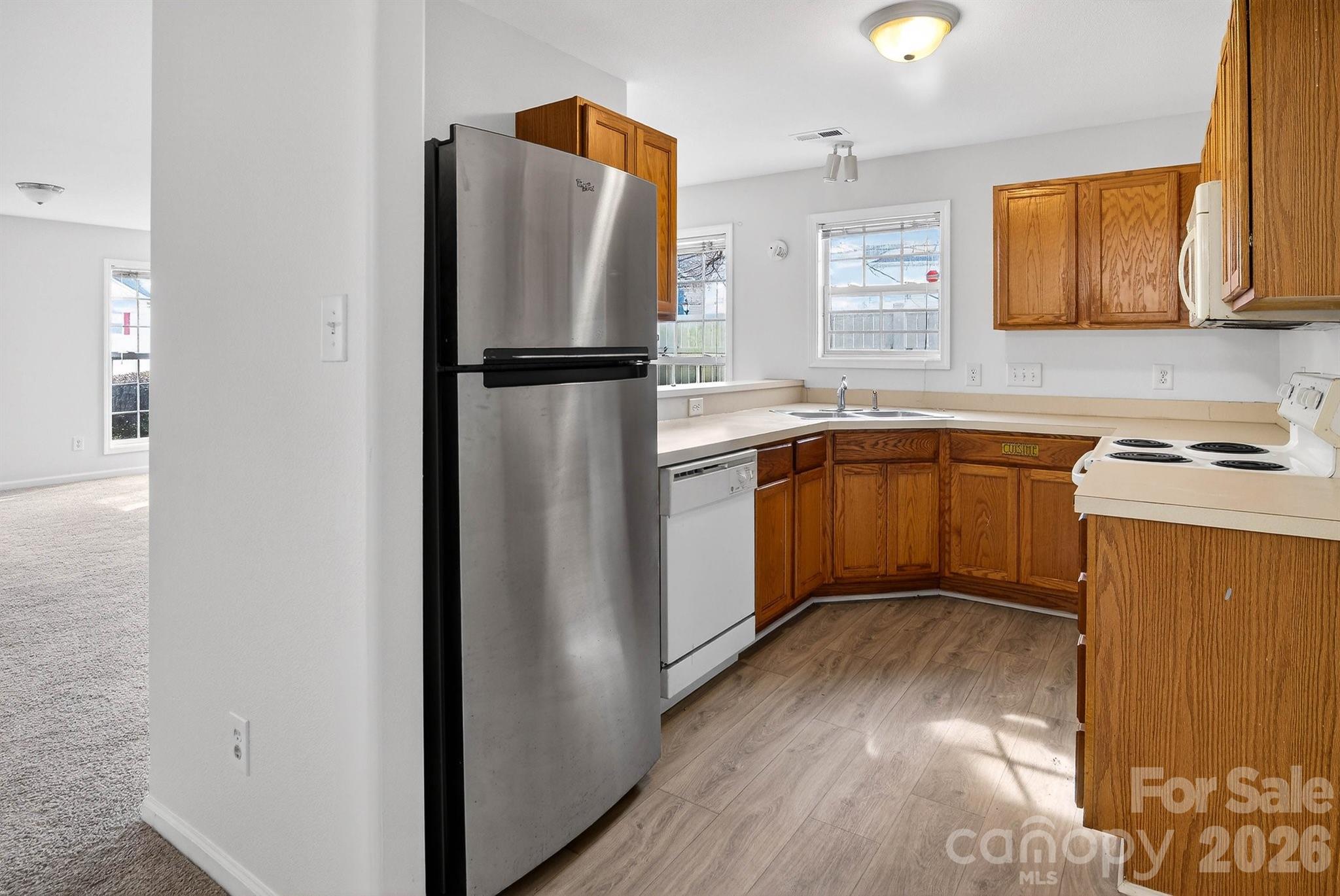1911 Flushing Court Charlotte NC 28215