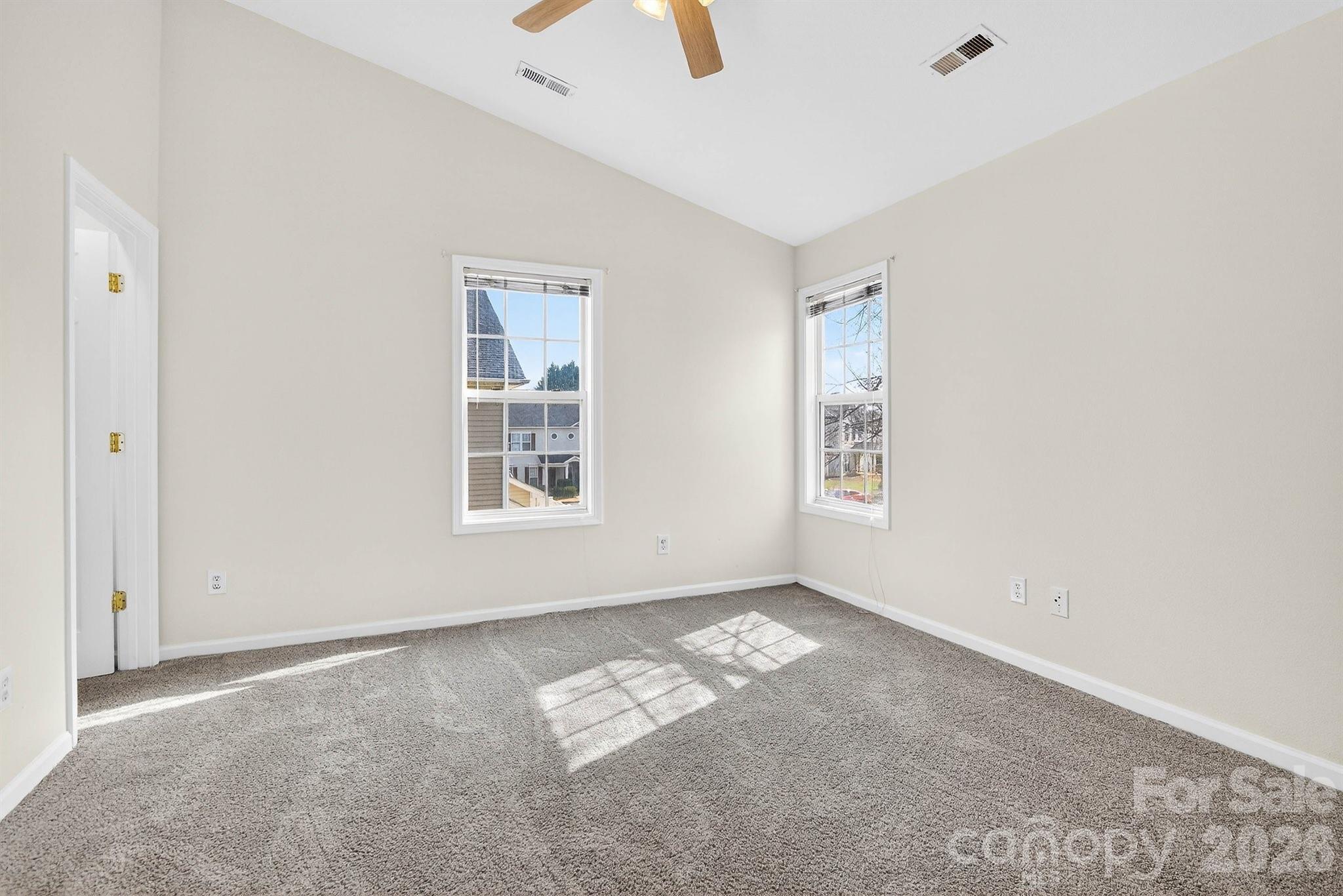 1911 Flushing Court Charlotte NC 28215