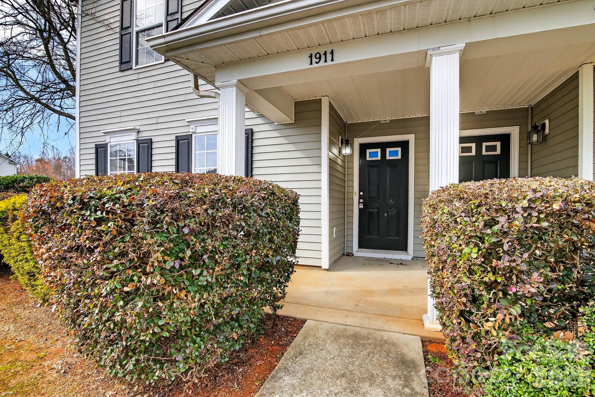 1911 Flushing Court Charlotte NC 28215