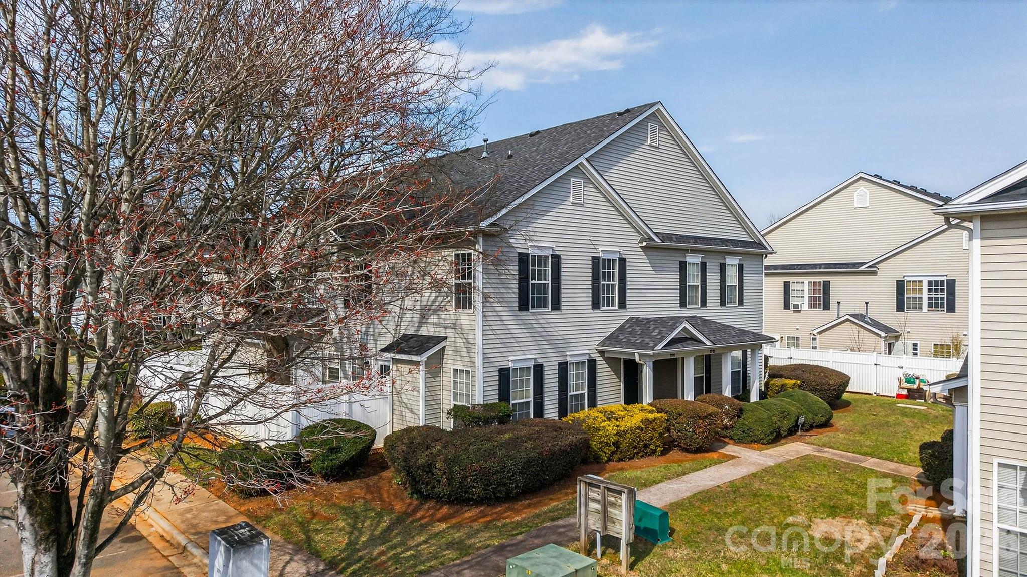 1911 Flushing Court Charlotte NC 28215