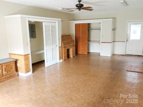 132 Haynes Street Hendersonville NC 28791