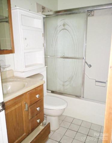 132 Haynes Street Hendersonville NC 28791