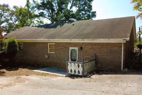 132 Haynes Street Hendersonville NC 28791