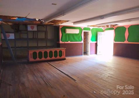 132 Haynes Street Hendersonville NC 28791