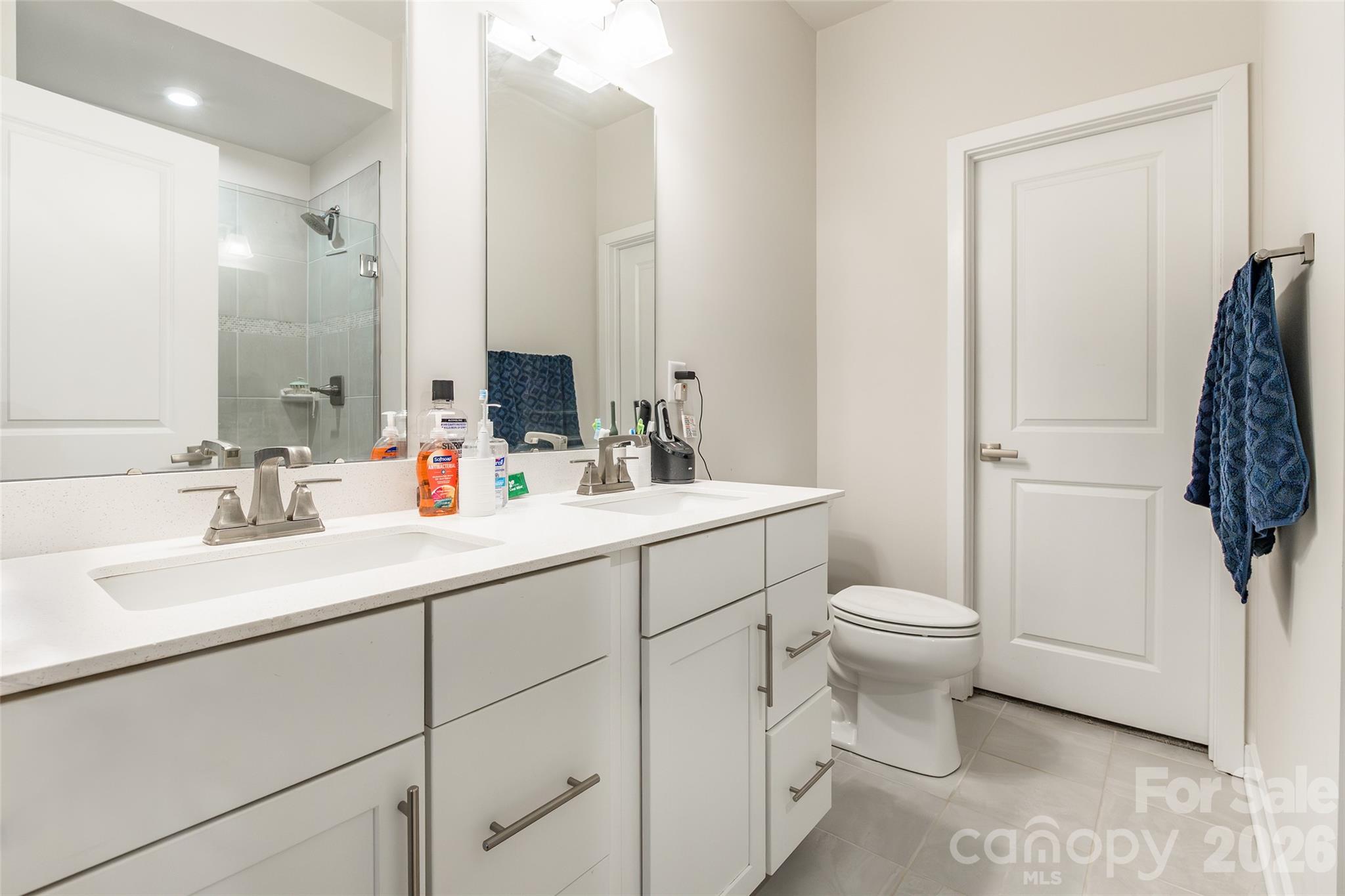 924 Broad River Lane Charlotte NC 28211
