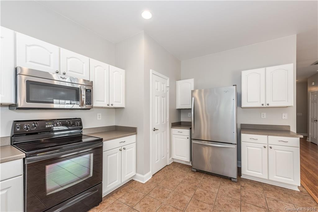 10232 Hugue Way Charlotte NC 28214