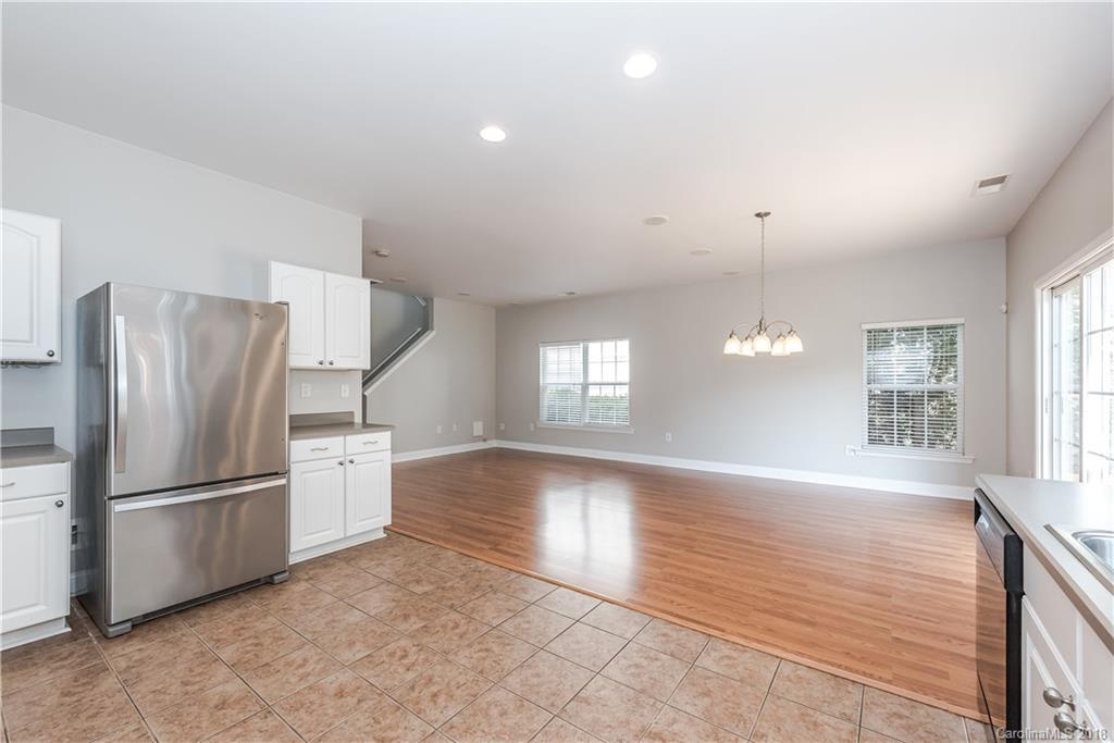 10232 Hugue Way Charlotte NC 28214