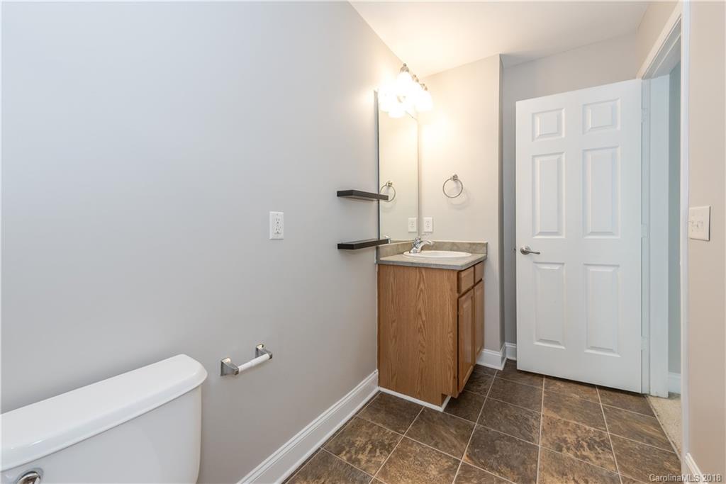 10232 Hugue Way Charlotte NC 28214