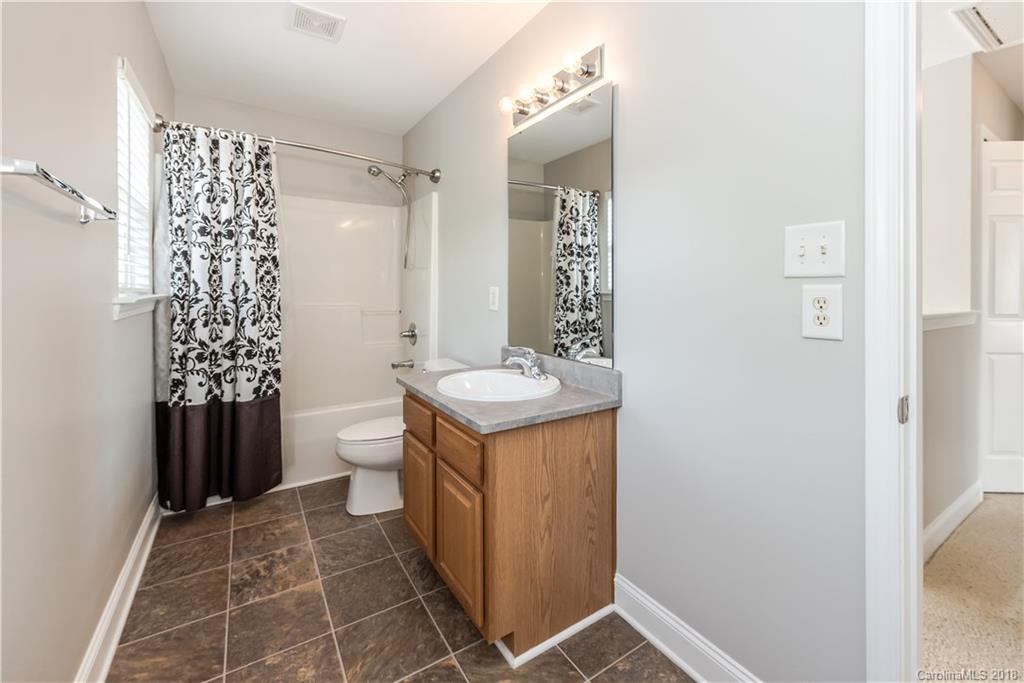 10232 Hugue Way Charlotte NC 28214
