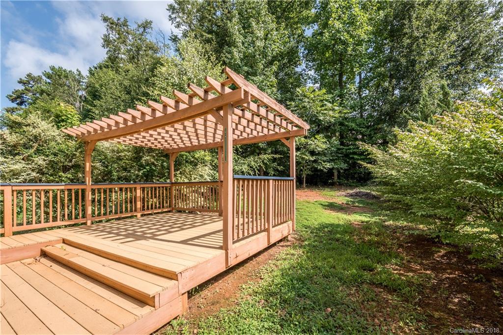 10232 Hugue Way Charlotte NC 28214