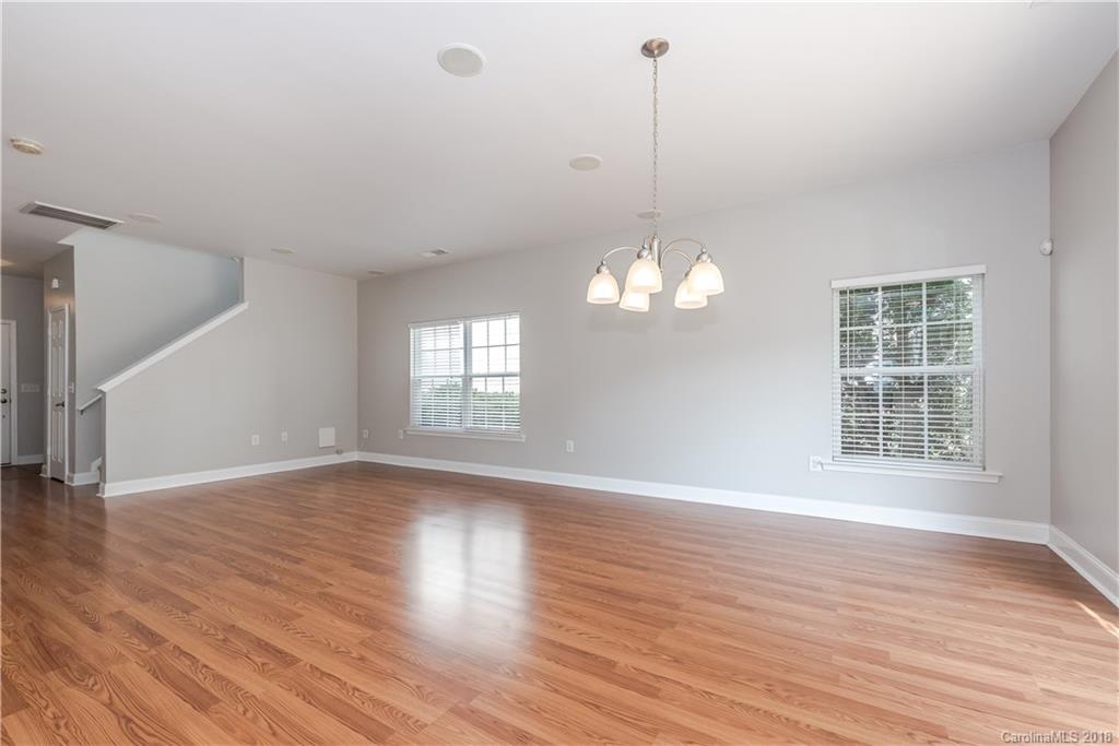 10232 Hugue Way Charlotte NC 28214