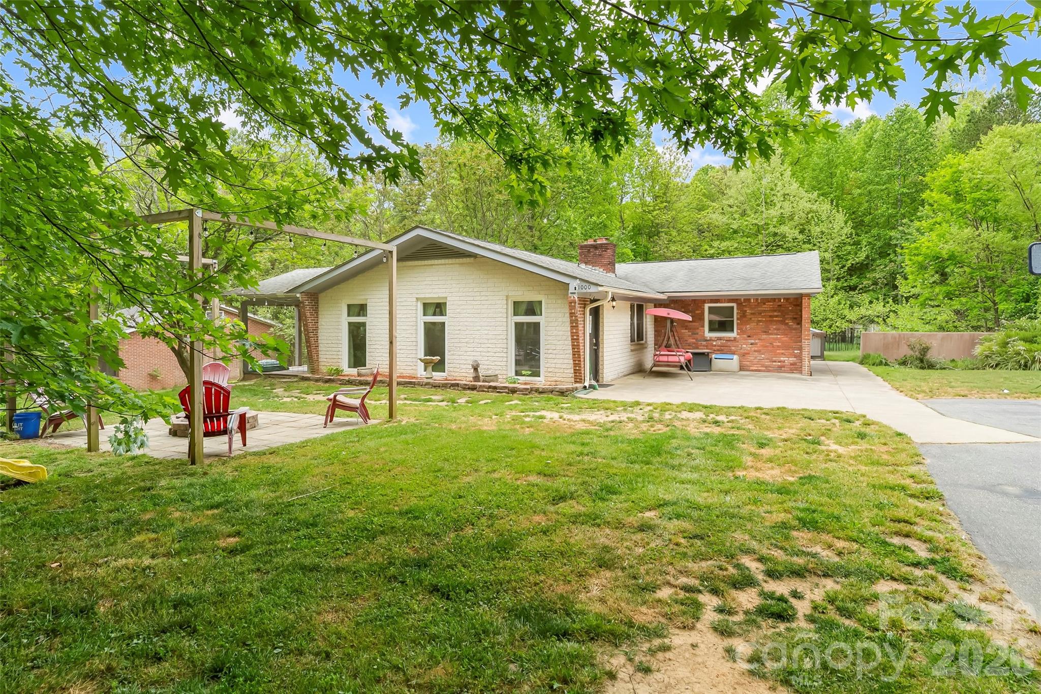 1000 Mountain View Church Road Zirconia NC 28790