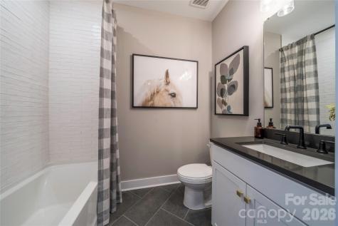 4016 Cue Court Charlotte NC 28205