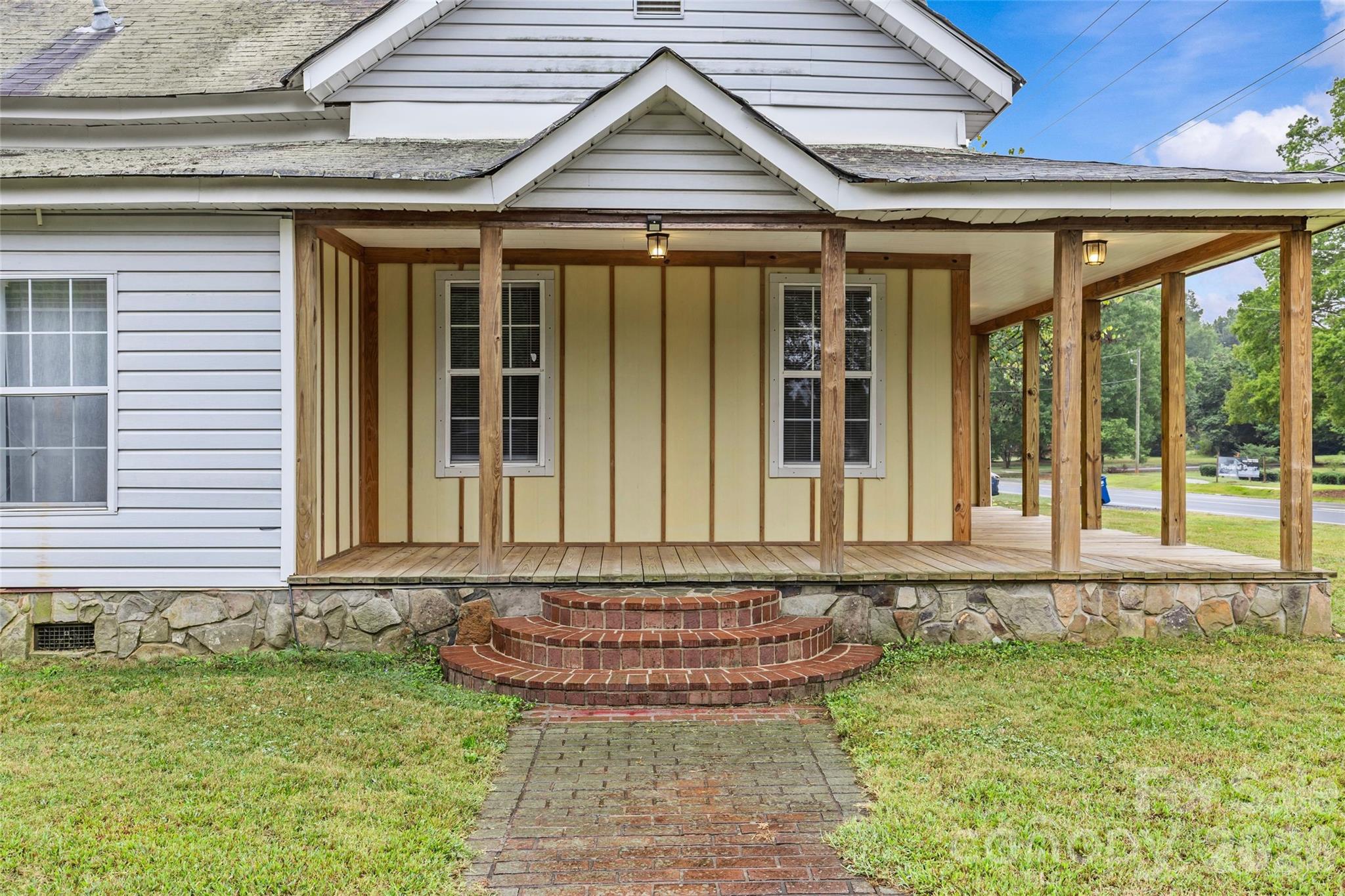 3824 Matthews Mint Hill Road Matthews NC 28105