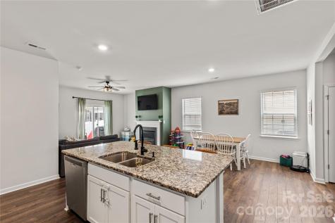 559 King Clover Lane Clover SC 29710
