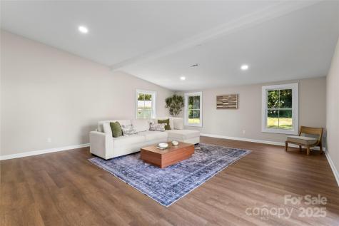 5316 Rupert Lane Charlotte NC 28215