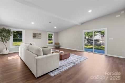 5316 Rupert Lane Charlotte NC 28215