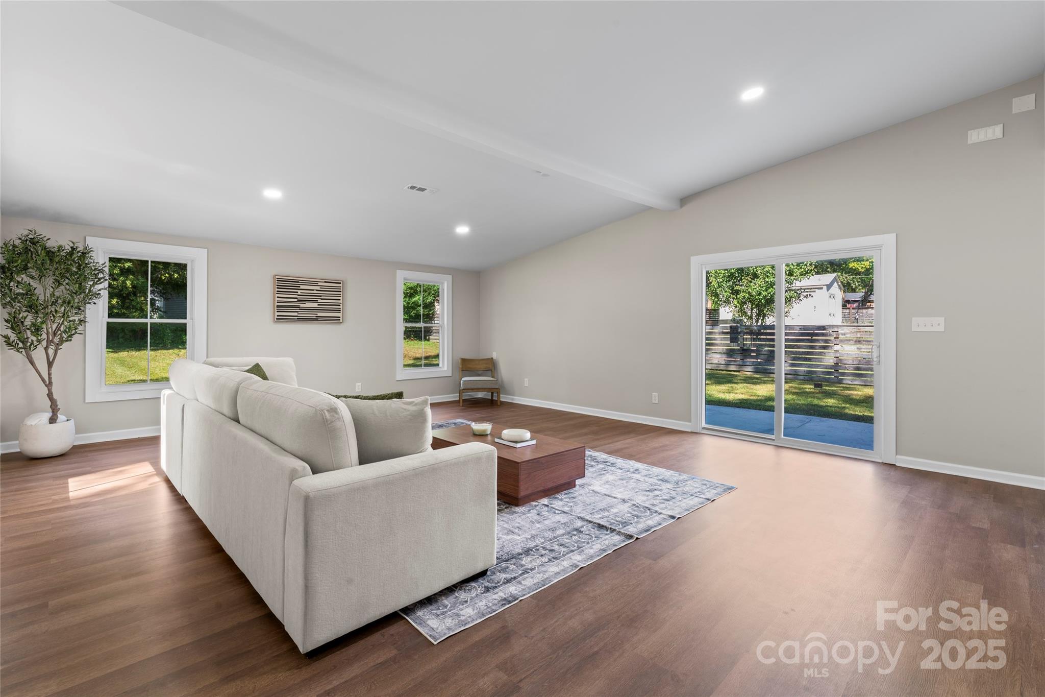 5316 Rupert Lane Charlotte NC 28215