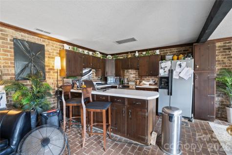 4251 Acacia Road York SC 29745