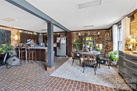 4251 Acacia Road York SC 29745