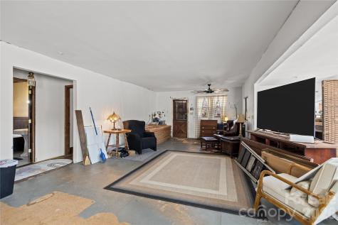 4251 Acacia Road York SC 29745