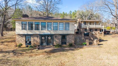 4251 Acacia Road York SC 29745