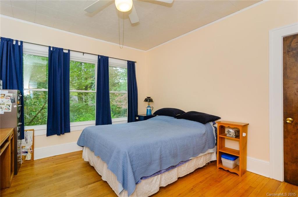 163 Vermont Avenue Asheville NC 28806