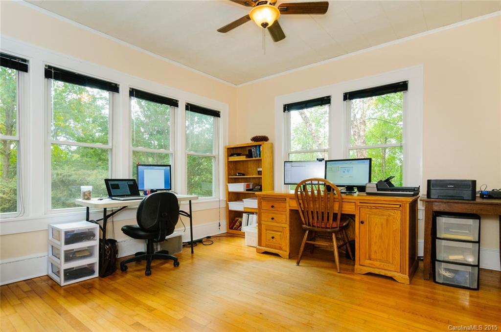 163 Vermont Avenue Asheville NC 28806