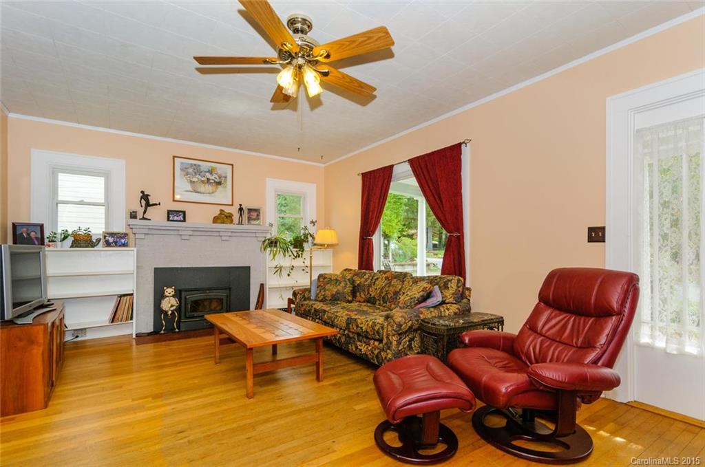 163 Vermont Avenue Asheville NC 28806