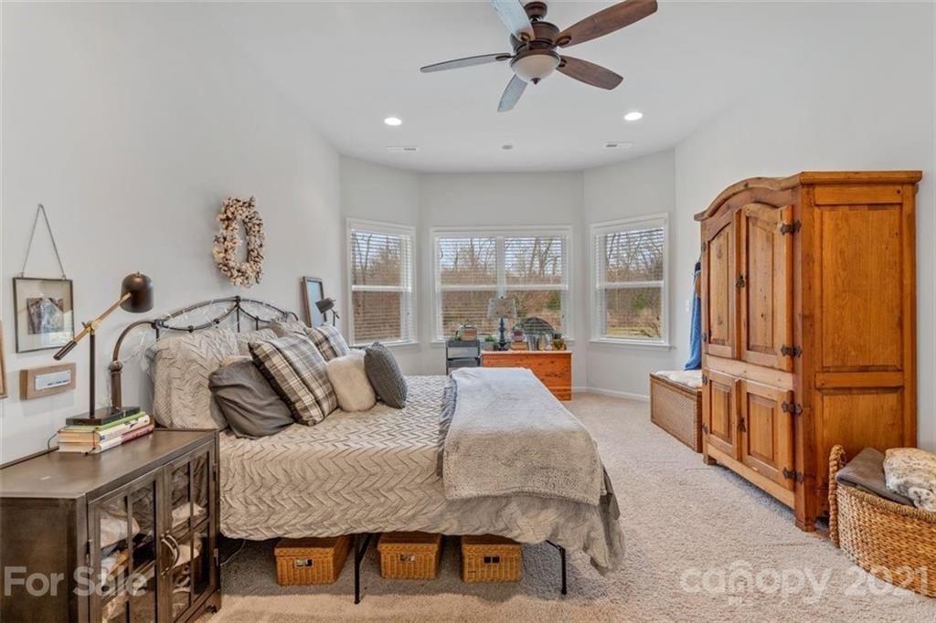 10536 Sweethaven Lane Harrisburg NC 28075