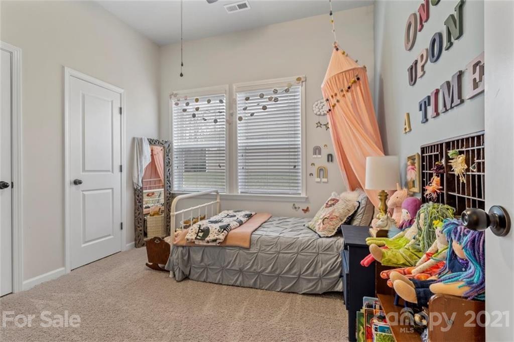 10536 Sweethaven Lane Harrisburg NC 28075