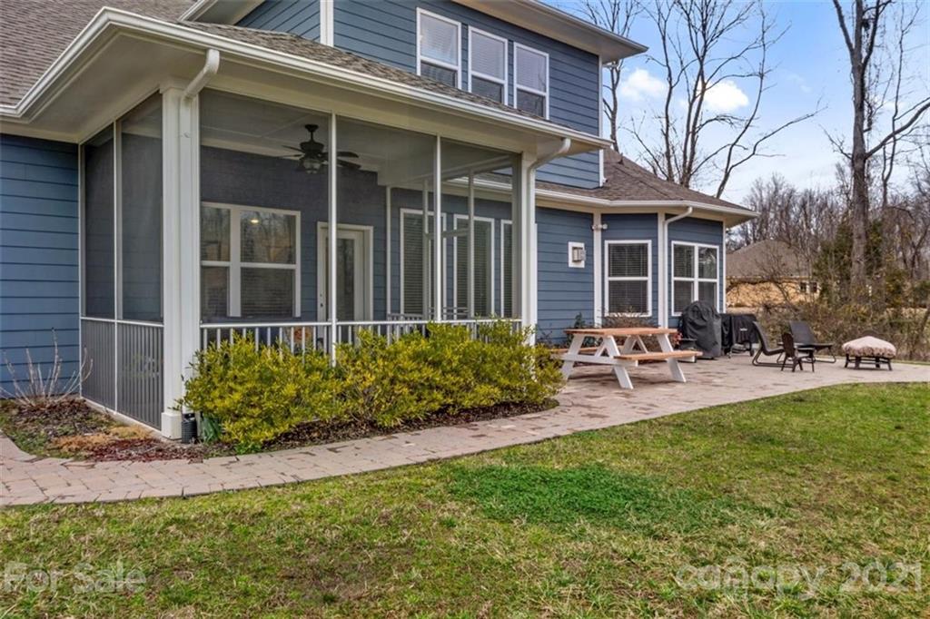 10536 Sweethaven Lane Harrisburg NC 28075