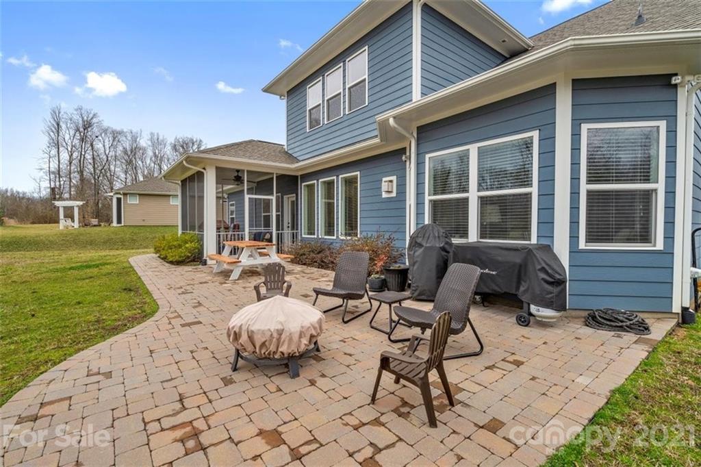 10536 Sweethaven Lane Harrisburg NC 28075