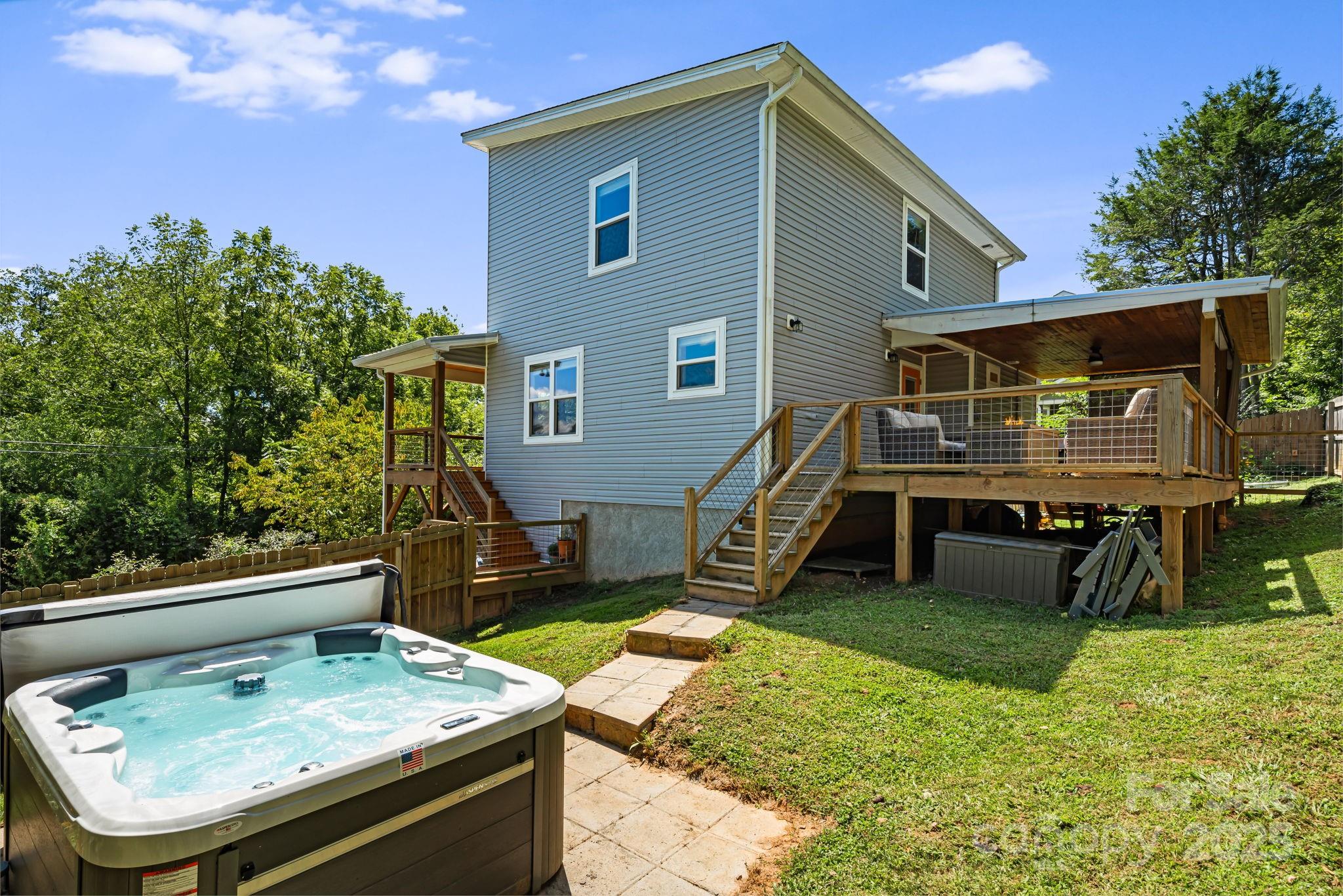 14 3rd Street Asheville NC 28803