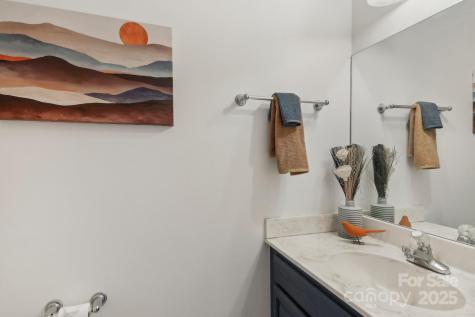 22 Rotunda Circle Asheville NC 28806