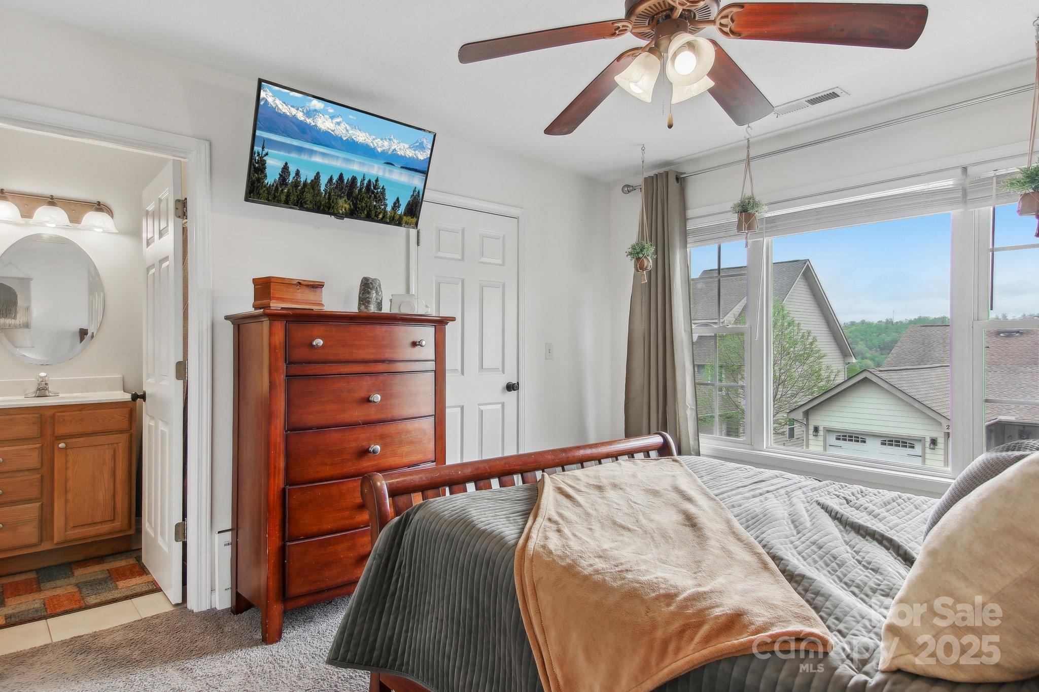 22 Rotunda Circle Asheville NC 28806