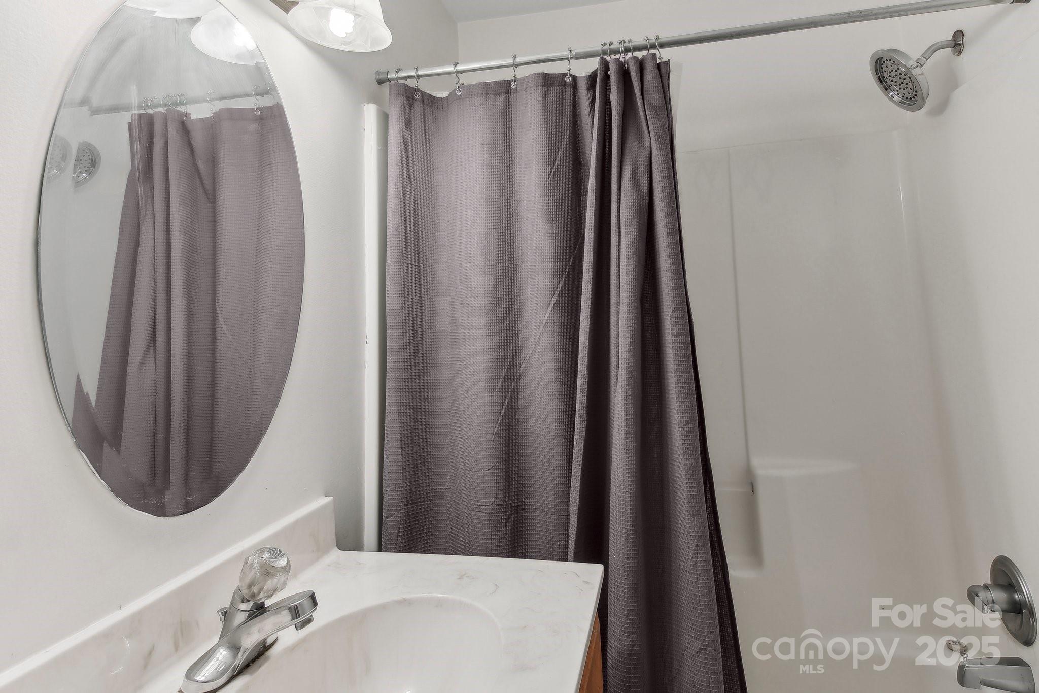 22 Rotunda Circle Asheville NC 28806